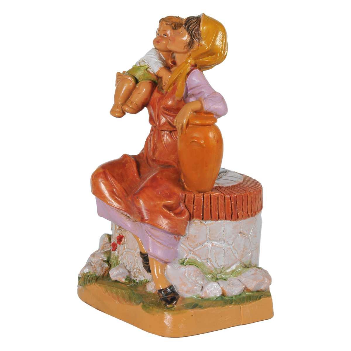 Statua cm.12 Ariel Donna al Pozzo con Bambino | Fontanini