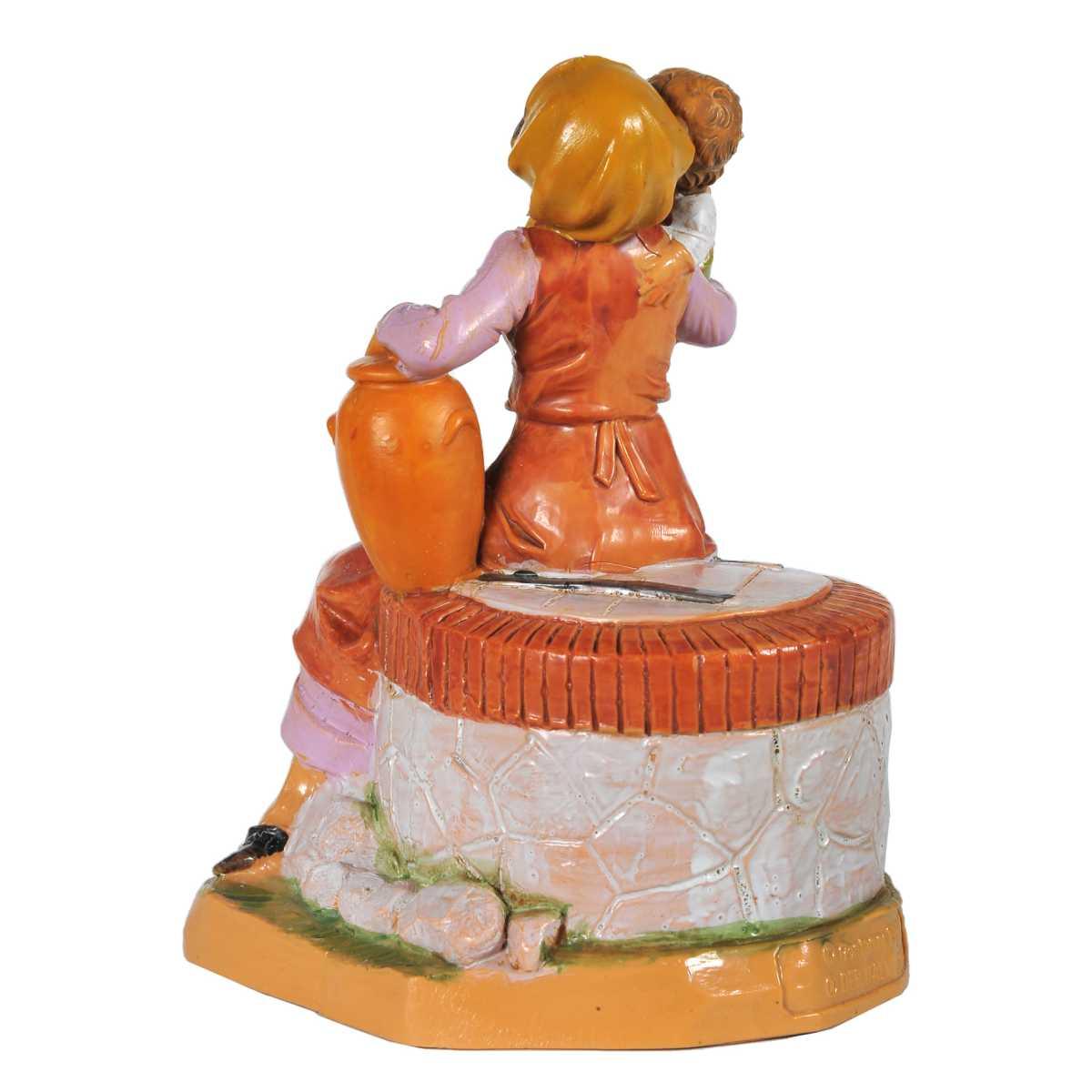 Statua cm.12 Ariel Donna al Pozzo con Bambino | Fontanini