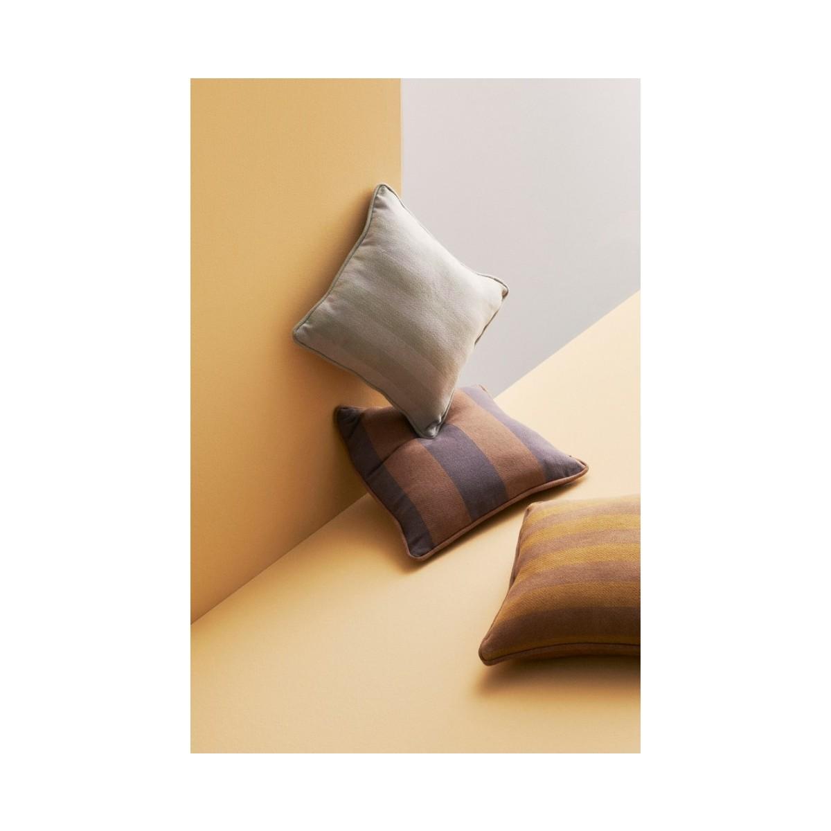 Cuscino Kenny Righe Viola-Marrone 43x43 | Bizzotto