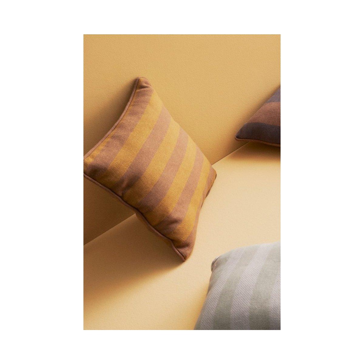 Cuscino Kenny Righe Ocra-Marrone 43x43 | Bizzotto