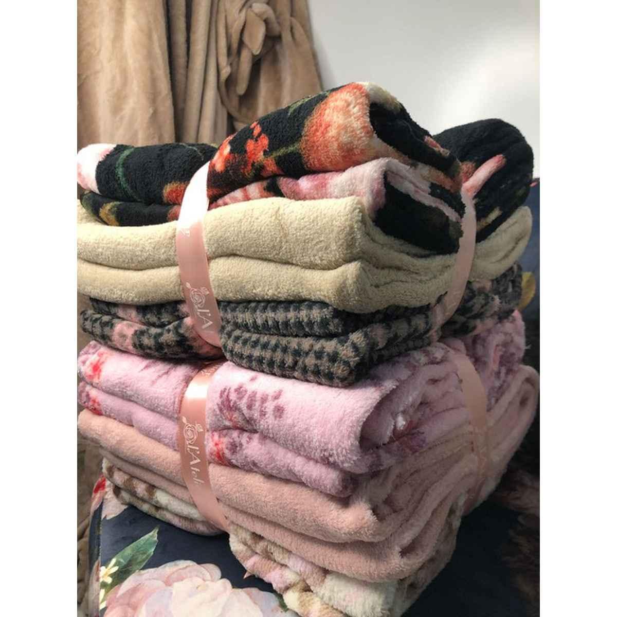 Coperta Plaid Friends Fantasia cm.130x160 pz.3 | Atelier17